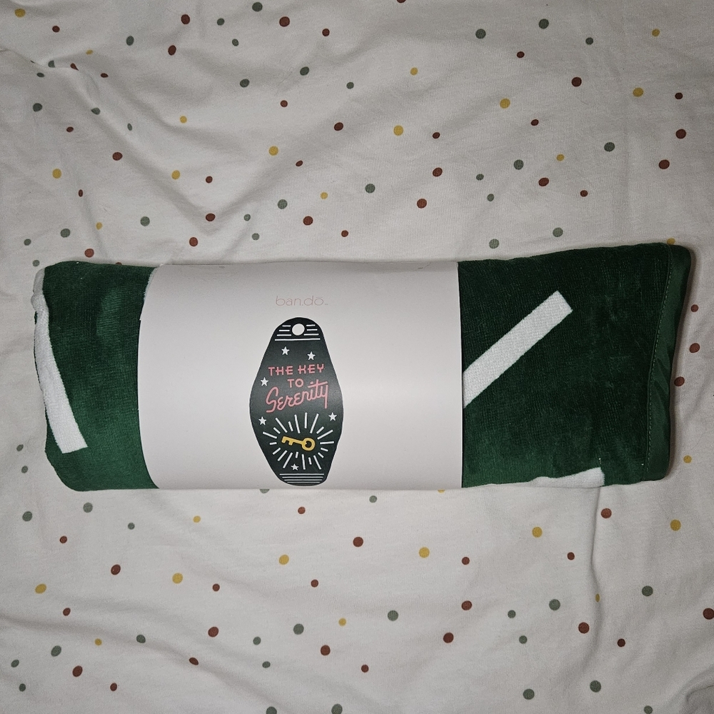 ban.do Giant Beach Towel Hotel Key Shape - NWT